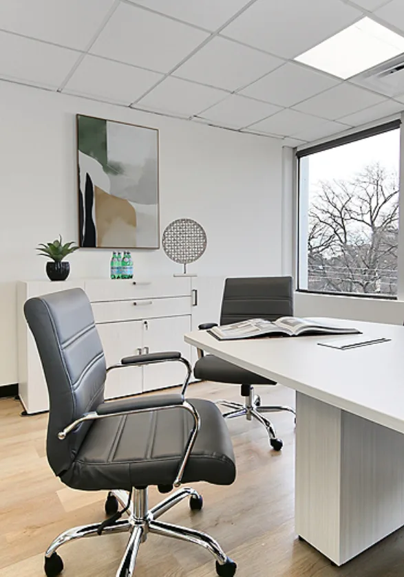Modern meeting space featuring professional office interior design in Northern Virginia.