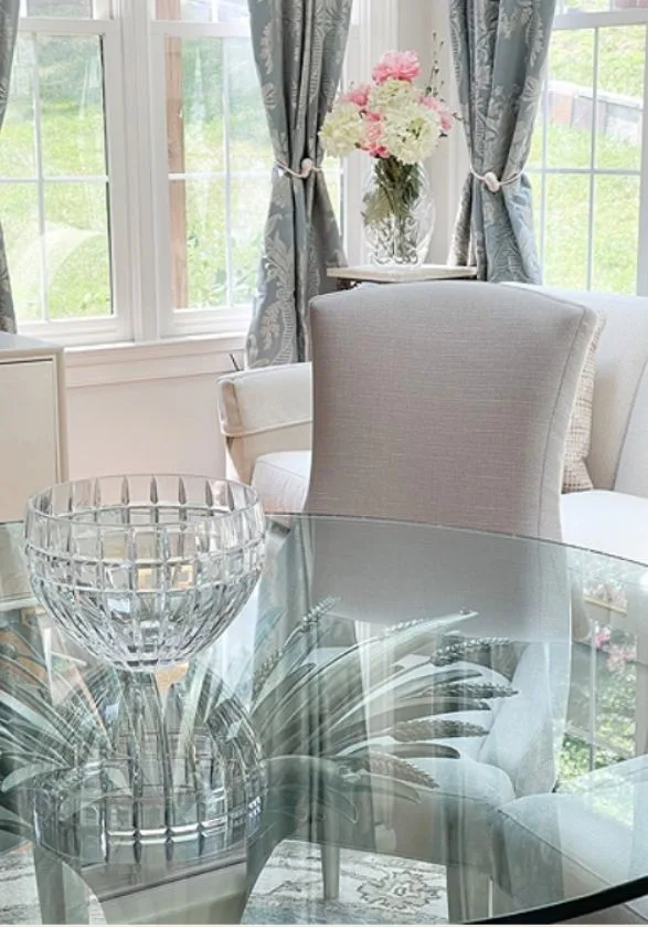 Custom dining area arrangement showcasing bespoke interior design in Arlington, VA.