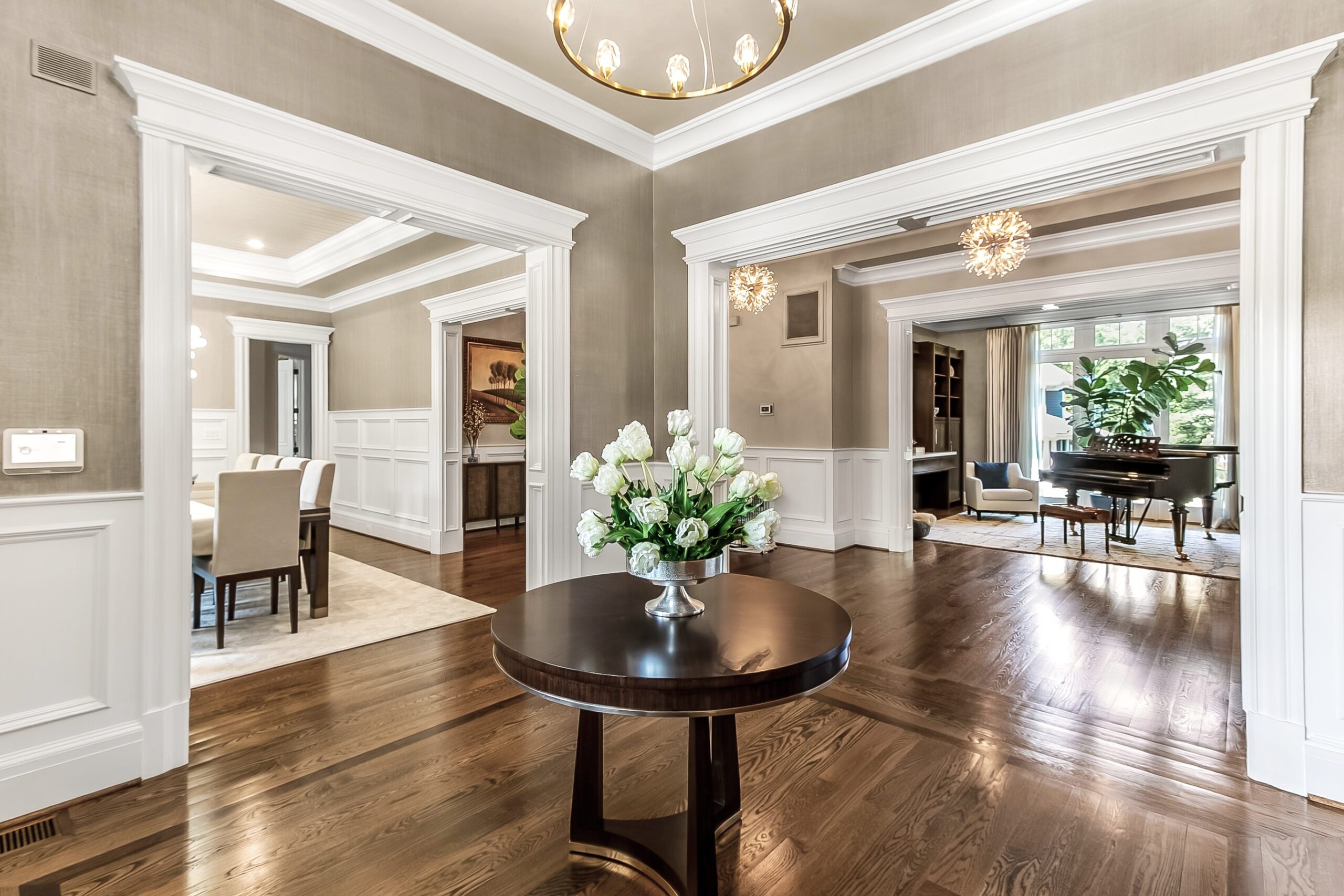 grand foyer faux paint